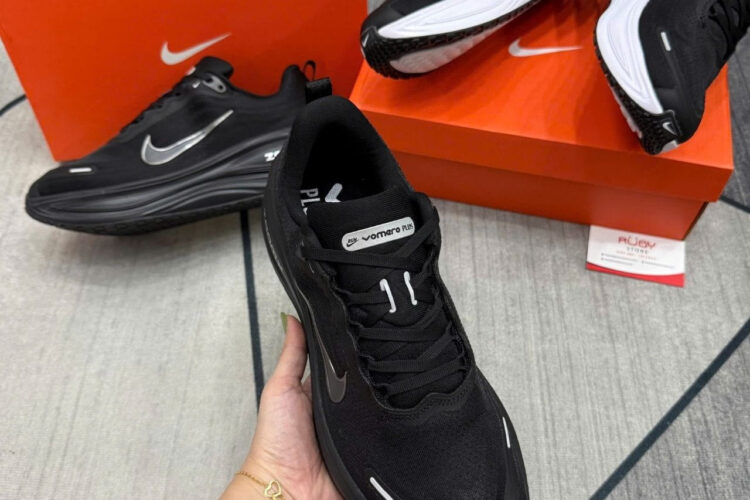Giày Nike Vomero Plus Black Màu đen
