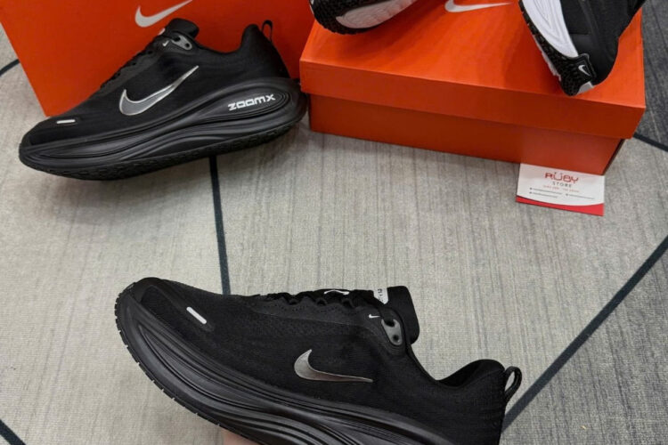 Giày Nike Vomero Plus Black Màu đen