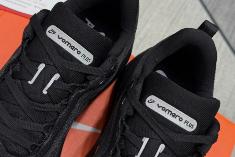 Giày Nike Vomero Plus Black Màu đen