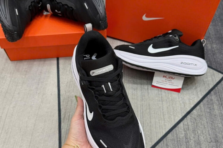 Giày Nike Vomero Plus Black White Màu đen trắng