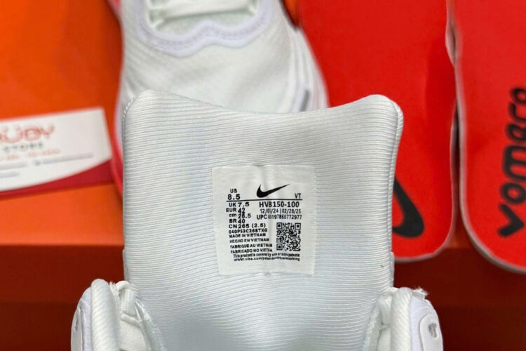 Giày Nike Vomero Plus White Bright Crimson Màu Trắng hồng