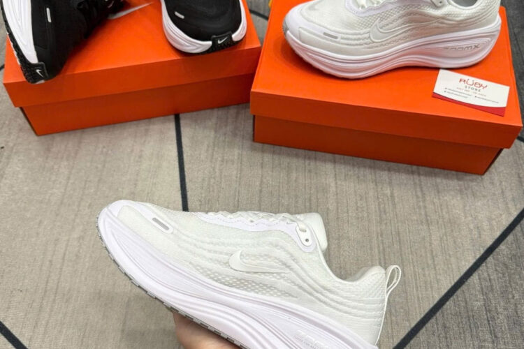Giày Nike Vomero Plus White Màu Trắng