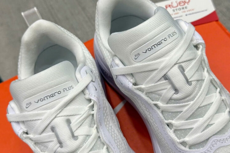 Giày Nike Vomero Plus White Màu Trắng
