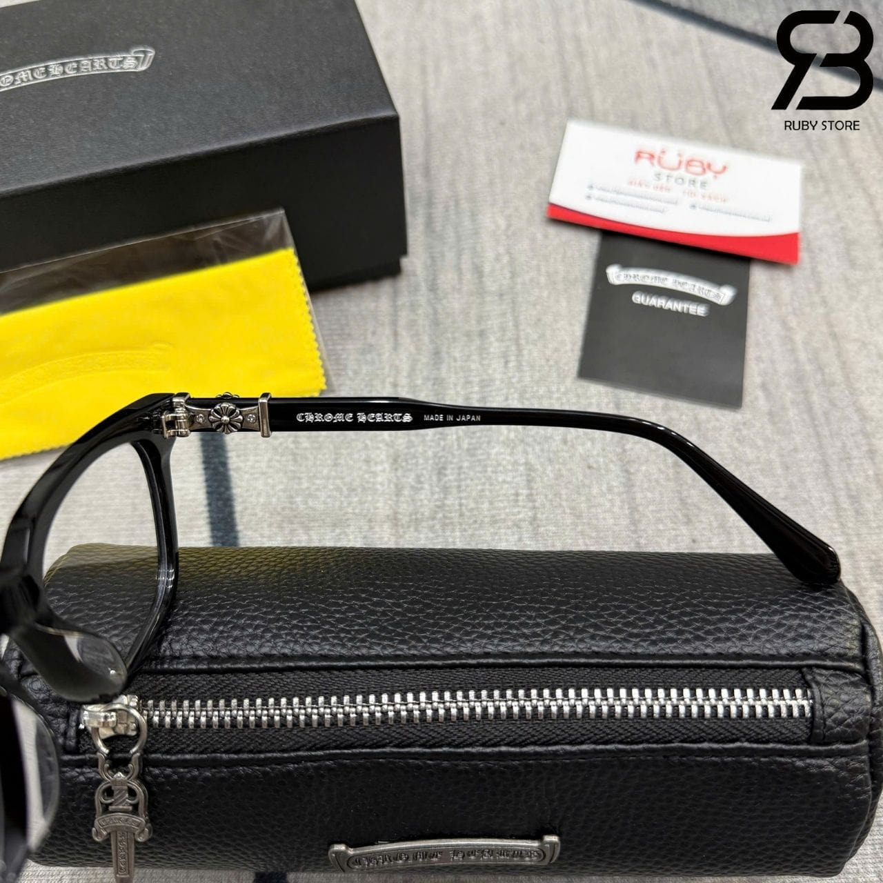 Mắt Kính Chrome Hearts Cox Ucker Black Silver đen bạc
