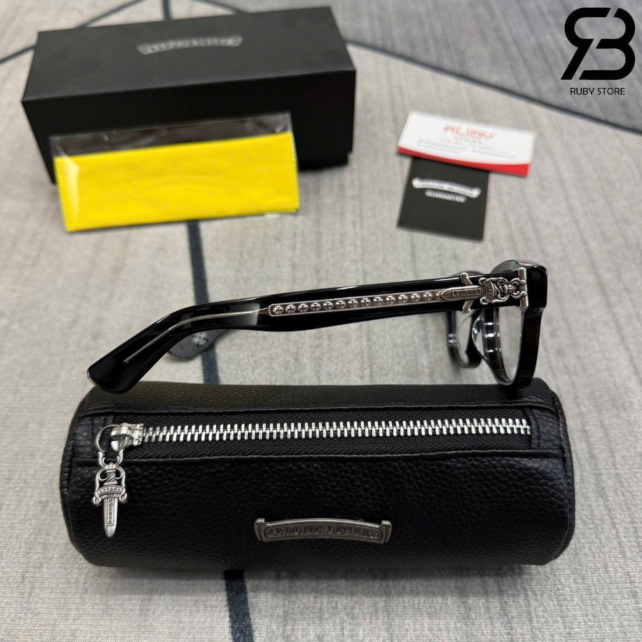 Mắt Kính Chrome Hearts Vagillionaire II Crys Màu đen