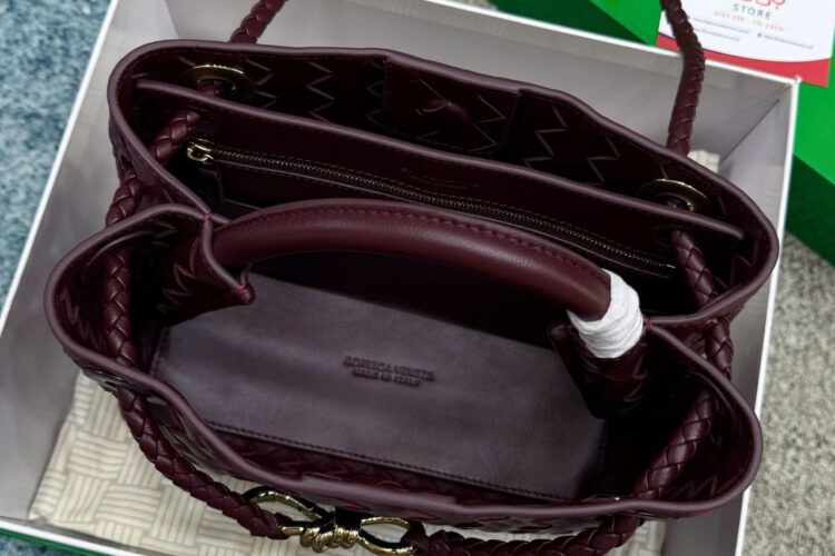 Túi Bottega Small Andiamo Intrecciato Barolo Red Lambskin 25CM Màu đỏ rượu