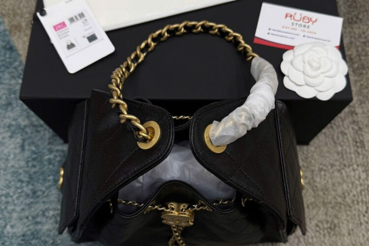 Túi CN 25 Small Handbag Black Caviar GHW Size 30 Màu đen
