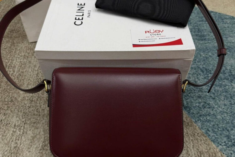 Túi Celine Classique Triomphe Bag In Burgundy Calfskin Màu Đỏ