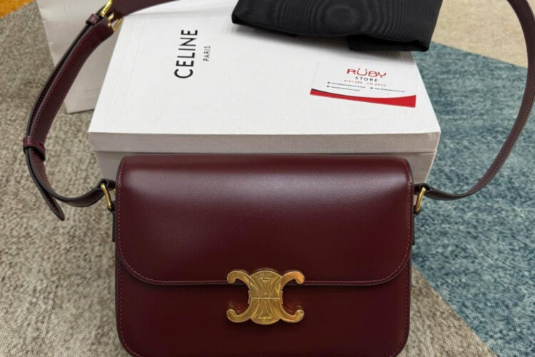 Túi Celine Classique Triomphe Bag In Burgundy Calfskin Màu Đỏ