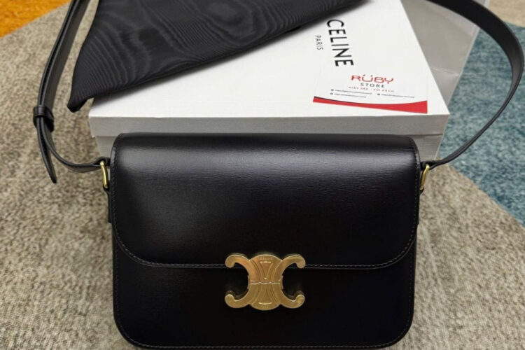 Túi Celine Classique Triomphe In Shiny Calfskin Black Màu Đen