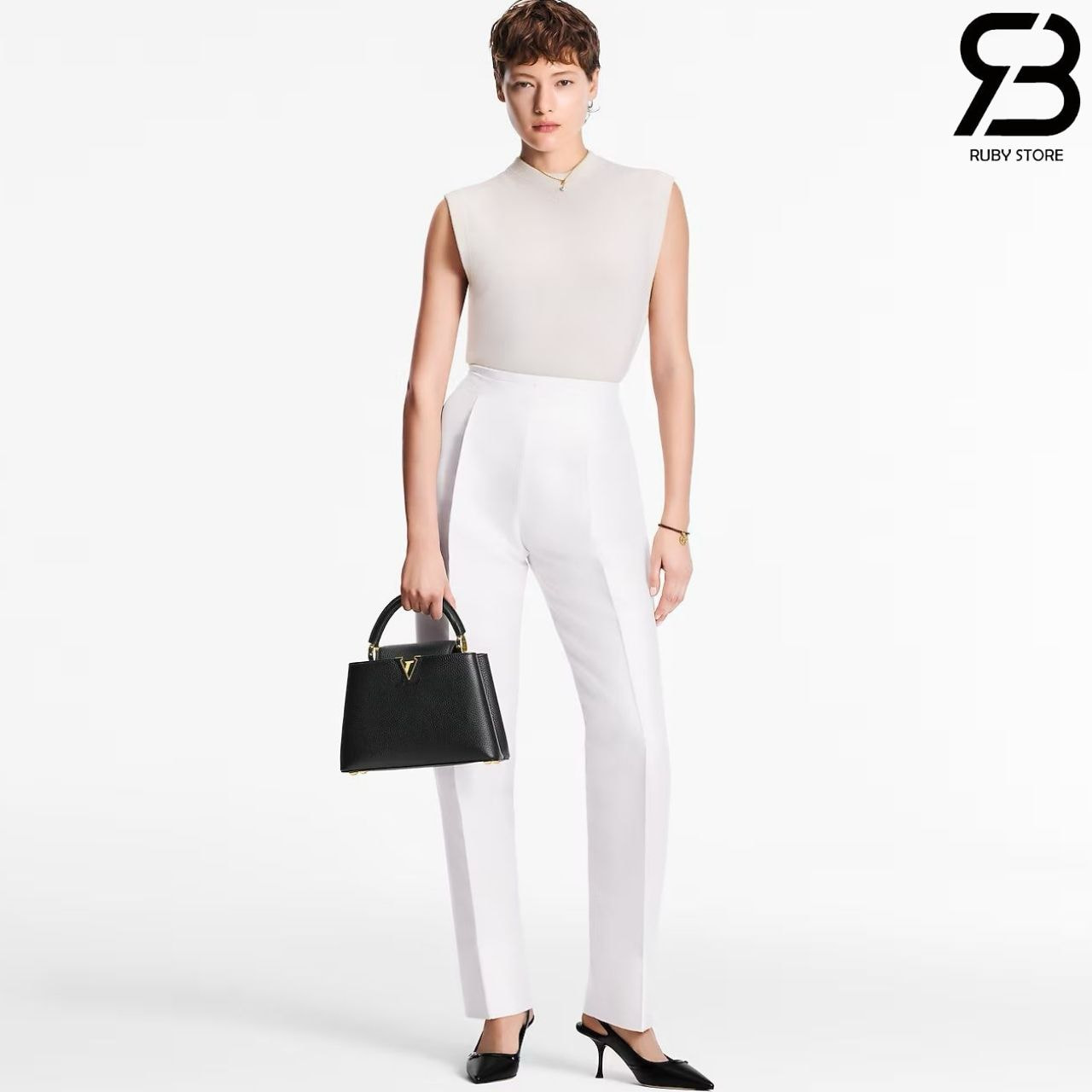Túi LV Capucines BB Black Taurillon M24728 Màu Đen