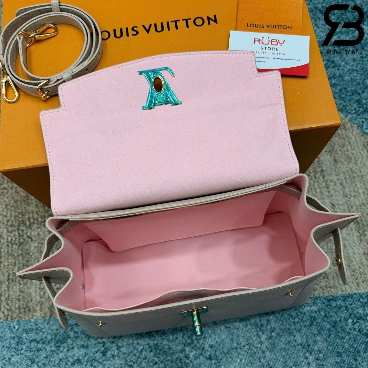 Túi LV Lockme Ever MM Greige Calfskin Leather M56094 Màu Be