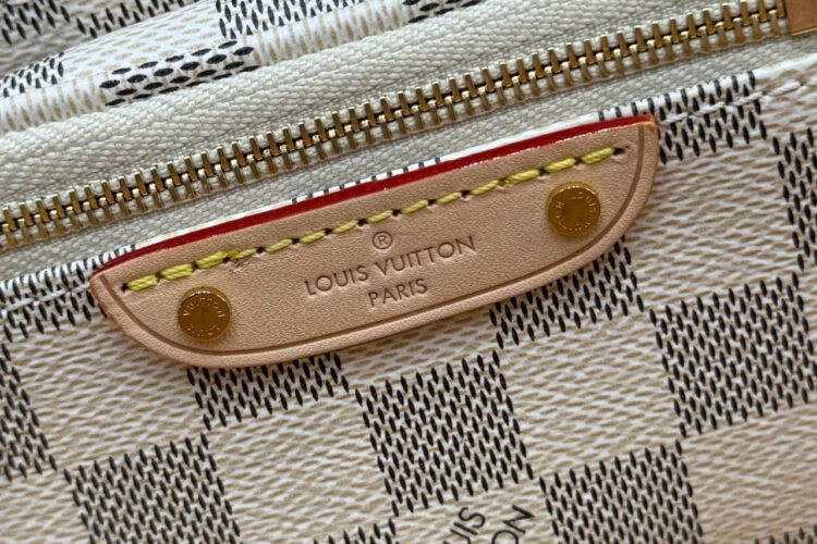 Túi LV Mini Bumbag Damier Azur N00130 Màu Kem