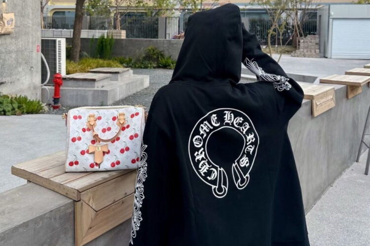 Túi LV x Takashi Murakami Speedy Soft Bandouliere 30 White Cherry Monogram