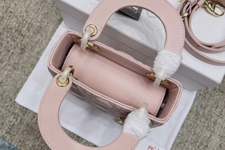 Túi Mini Lady Dior Bag Blush Pink Lambskin GHW Hồng Nhạt