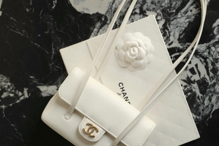 Túi CN 26P Preppy Coco Clutch Shoulder Bag White Caviar GHW Màu Trắng