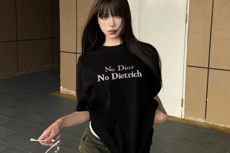 Áo Dior T-Shirt with Embroidery Black and White "No Dior No Dietrich"