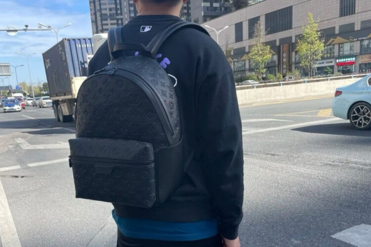 Ba Lô LV Discovery Backpack Black Monogram Shadow Đen