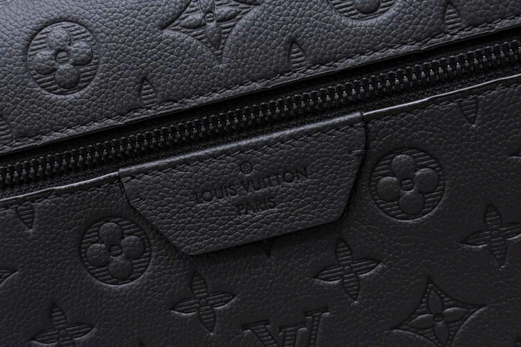 Ba Lô LV Discovery Backpack Black Monogram Shadow đen