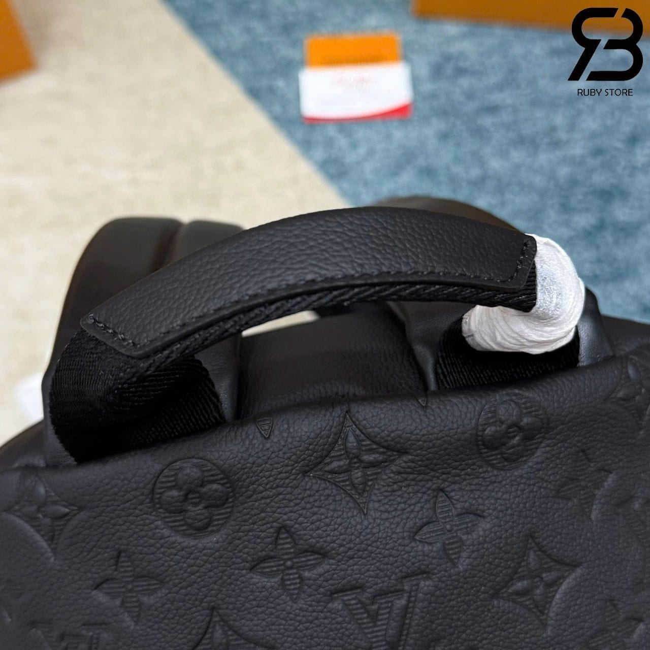 Ba Lô LV Discovery Backpack Black Monogram Shadow đen