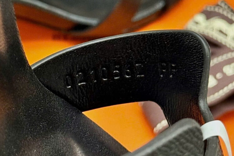Giày Cao Gót Hermes Eternite 80 Sandal Black Màu Đen