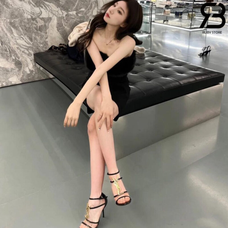 Giày Cao Gót YSL Cassandra Logo Plaque Sandals đen