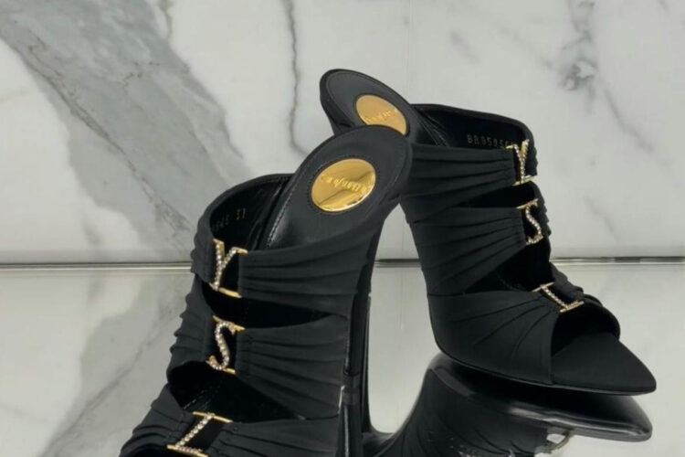 Giày Cao Gót YSL Emilie Mules In Satin Crepe Black Màu Đen