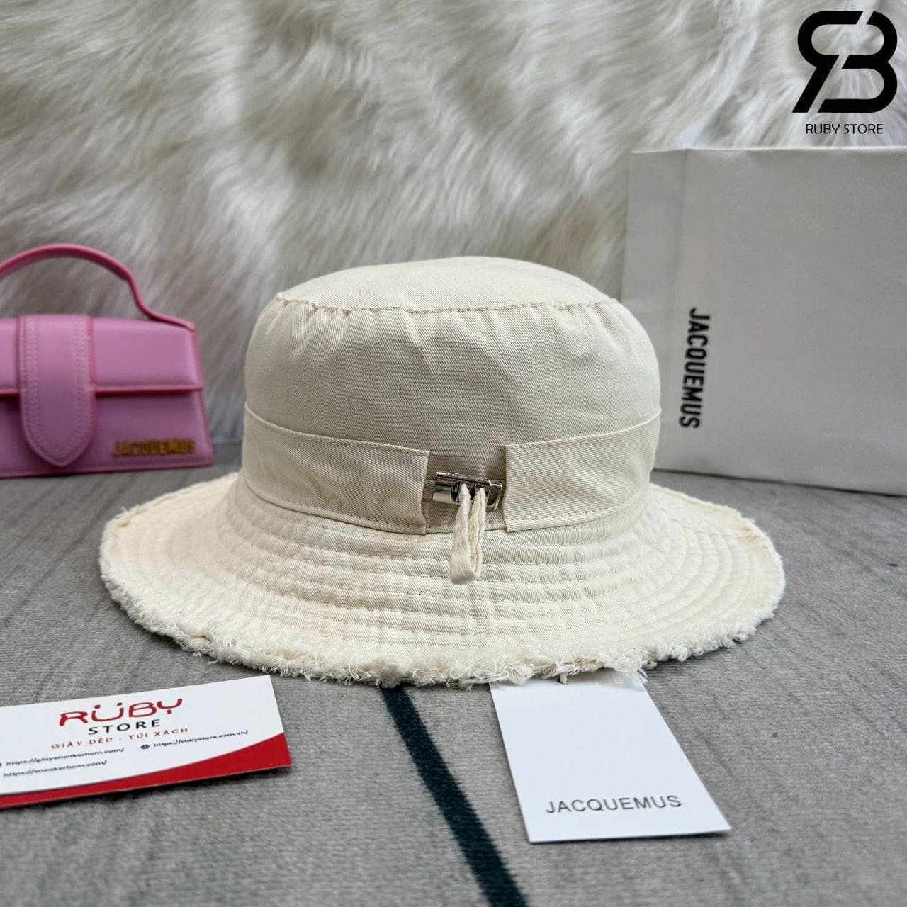 Mũ Jacquemus Le Bob Artichaut Bucket Hat Off White 58CM Trắng kem
