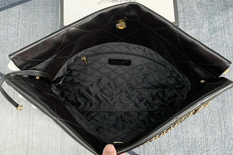 Túi CN 22 Shopping Bag Medium Black Size 39 đen