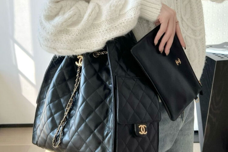 Túi CN 25 Medium Crumpled Calfskin GHW đen Khóa Vàng