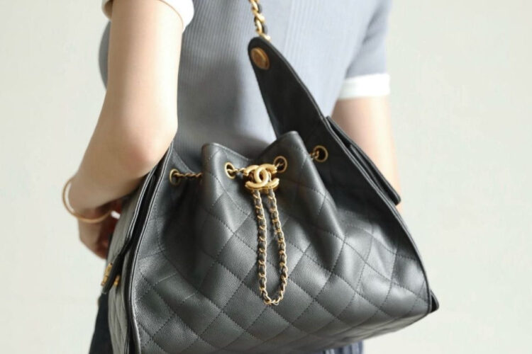 Túi CN 25 Small Dark Grey Caviar GHW Xám Khóa Vàng