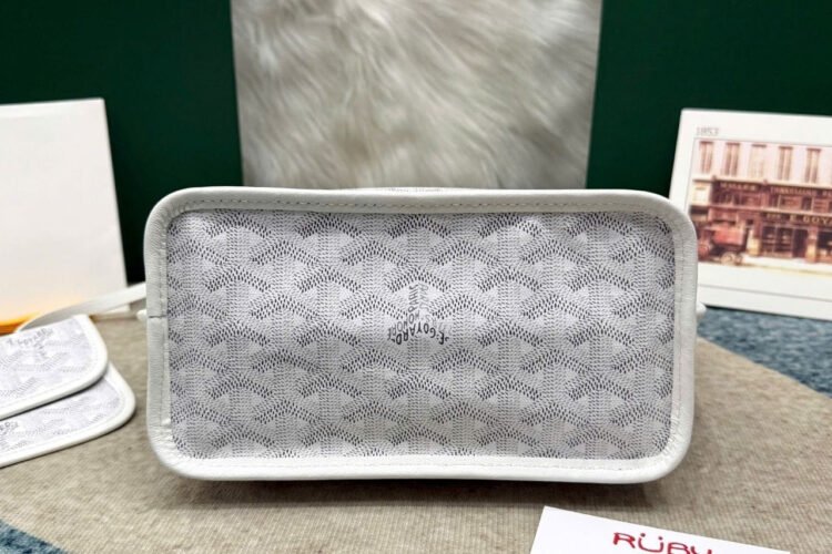 Túi Goyard Anjou Mini Reversible Bag Goyardine and Leather White Silver