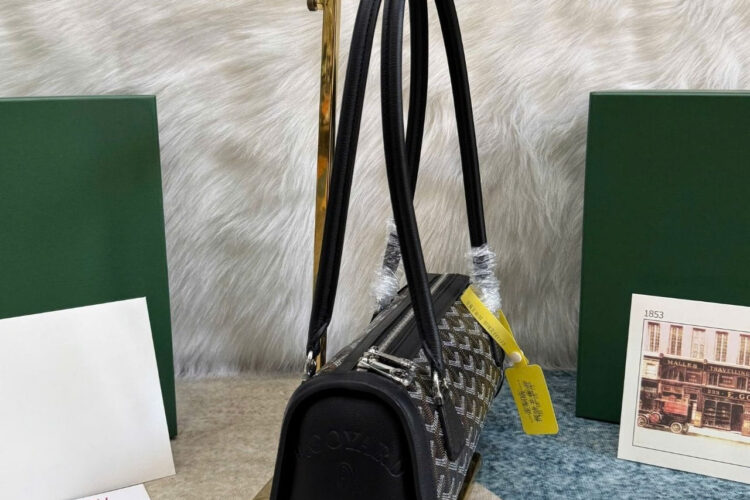 Túi Goyard Bonbonnière Bag Black Goyardine Canvas Màu đen