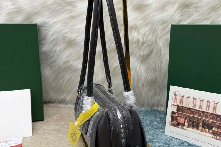 Túi Goyard Bonbonnière Bag Grey Goyardine Canvas Màu Xám