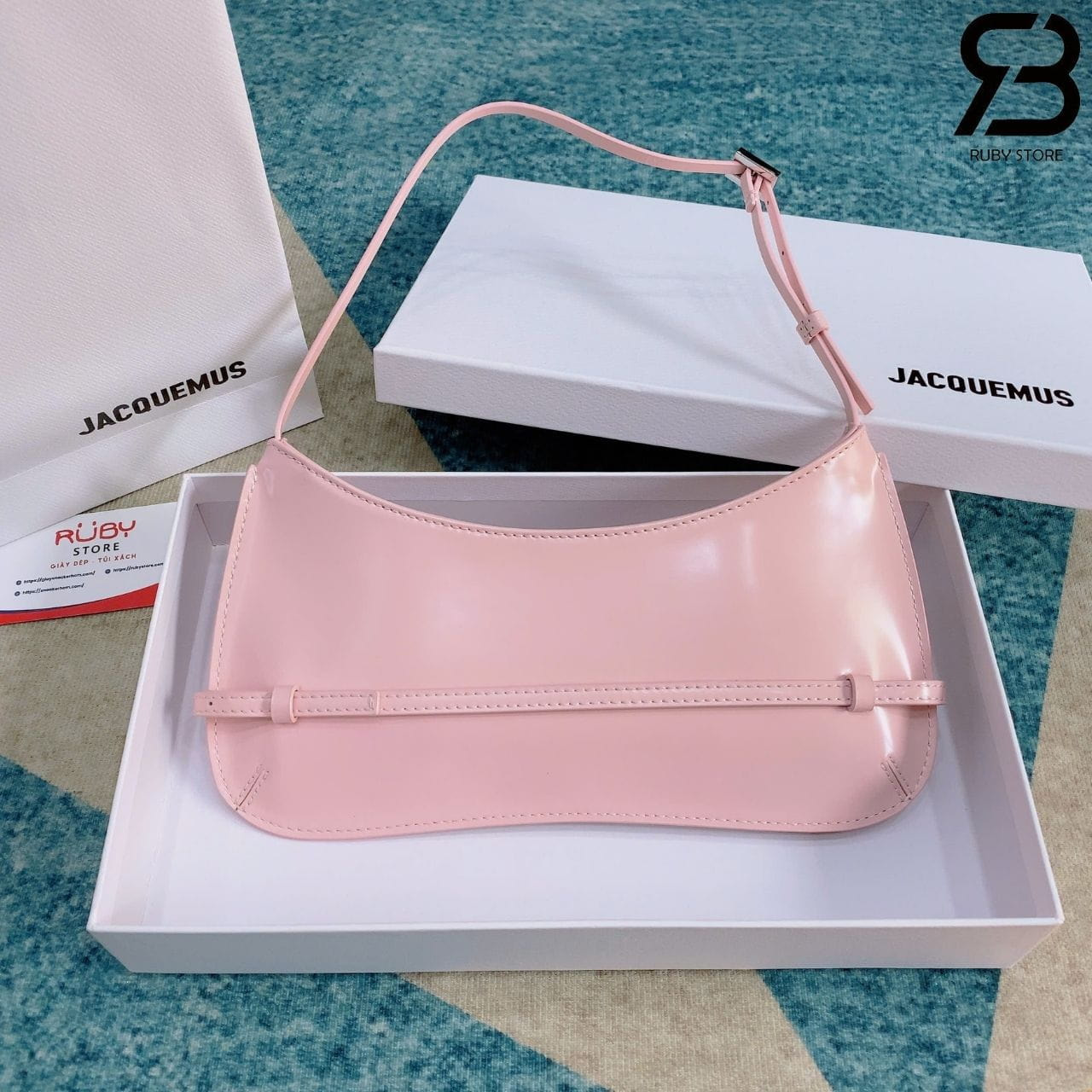 Túi Jacquemus Le Bisou Ceinture Leather Shoulder Bag Màu Hồng 28CM