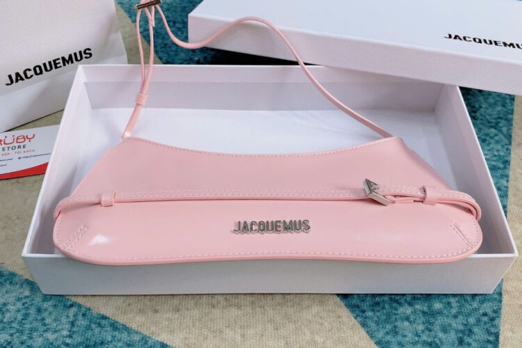 Túi Jacquemus Le Bisou Ceinture Leather Shoulder Bag Màu Hồng 28CM
