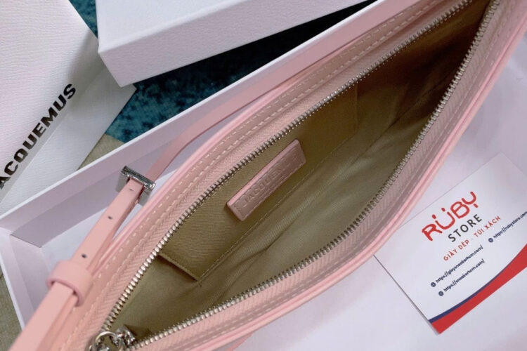 Túi Jacquemus Le Bisou Ceinture Leather Shoulder Bag Màu Hồng 28CM