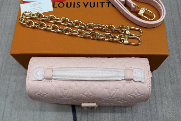 Túi LV Pochette Métis East West Monogram Empreinte Pink M47045 Hồng