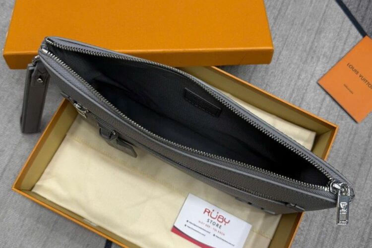 Túi LV Takeoff Pouch Aerogram Ipad Grey Calfskin 30CM Màu Xám