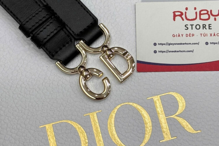 Túi Small Dior Toujours Vertical Tote Bag Black Macrocannage Calfskin đen