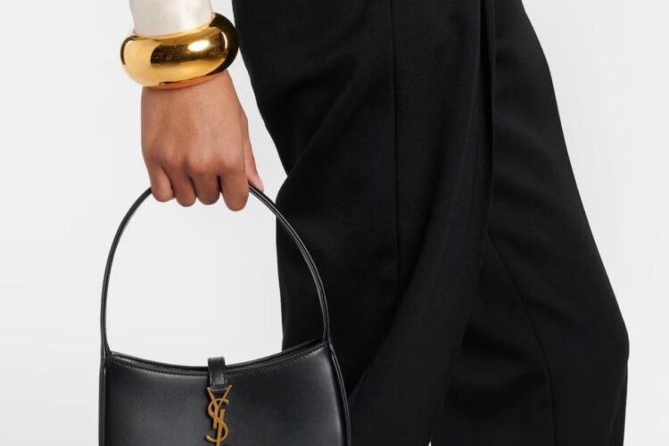 Túi YSL Mini LE 5 À 7 In Smooth Leather Black Màu Đen Khóa Vàng
