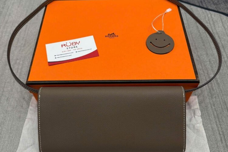 Ví Dài Hermes Maillon To Go Wallet Etoupe Epsom GHW Xám