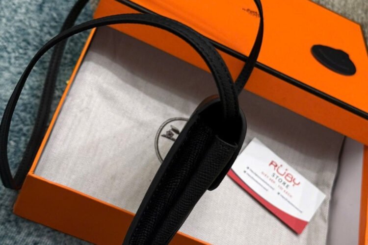 Ví Dài Hermes Maillon To Go Wallet Noir Black Epsom GHW đen