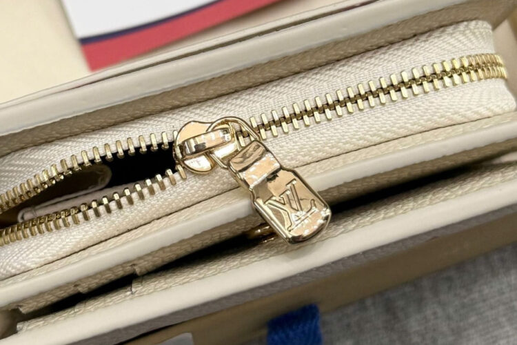 Ví LV Cléa Wallet Sunrise Aquarelle Monogram Empreinte M83481