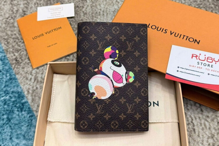 Ví LV x TM Passport Cover Panda Monogram M14164 Nâu Size 14
