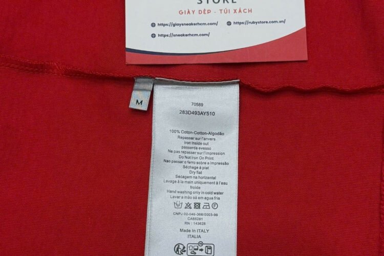 Áo Thun Dior Màu đỏ họa tiết thêu ngựa