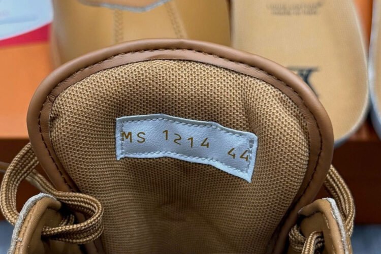 Giày LV Buttersoft Beige 1AIKDW Màu Be Nâu
