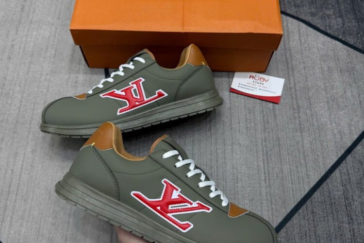 Giày LV Buttersoft Khaki 1AIKHL Màu Xanh Rêu