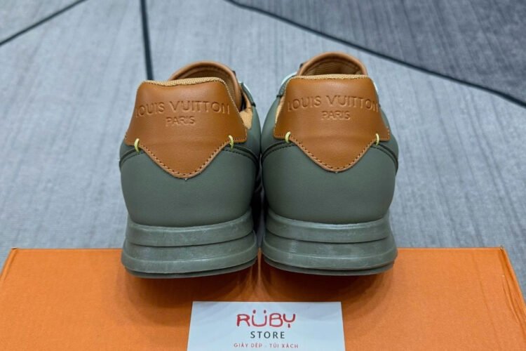 Giày LV Buttersoft Khaki 1AIKHL Màu Xanh Rêu