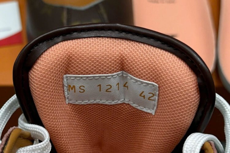 Giày LV Buttersoft Monogram 1AIKVD Màu Nâu